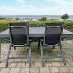 3 Bedroom Beautiful In Holiday home