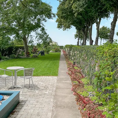 Semesterbostad 3 Bedroom Beautiful In *